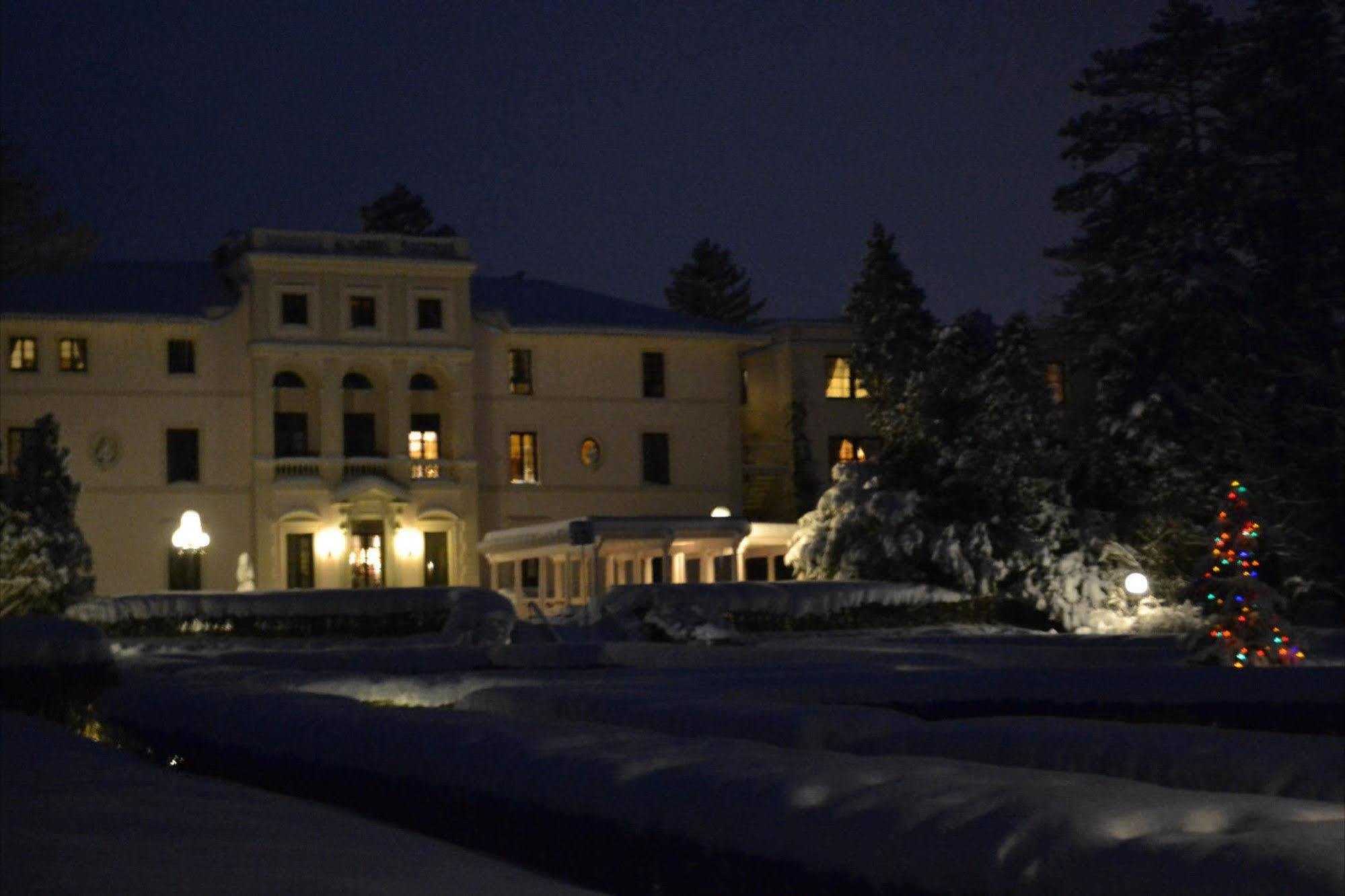 Geneva On The Lake Boutique Resort Hotel Exteriör bild